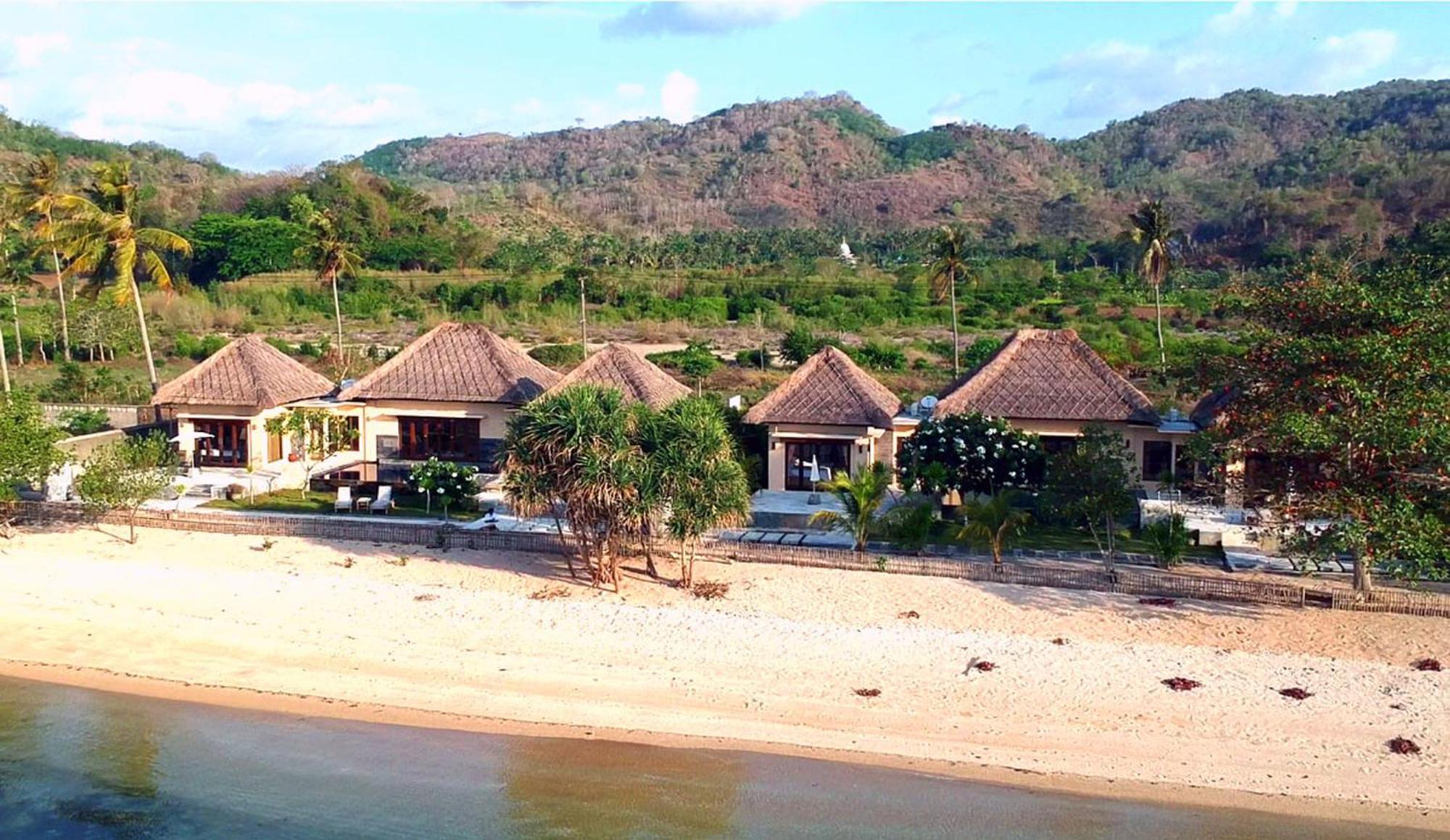 Star Sand Beach Resort Sekotong Exterior photo